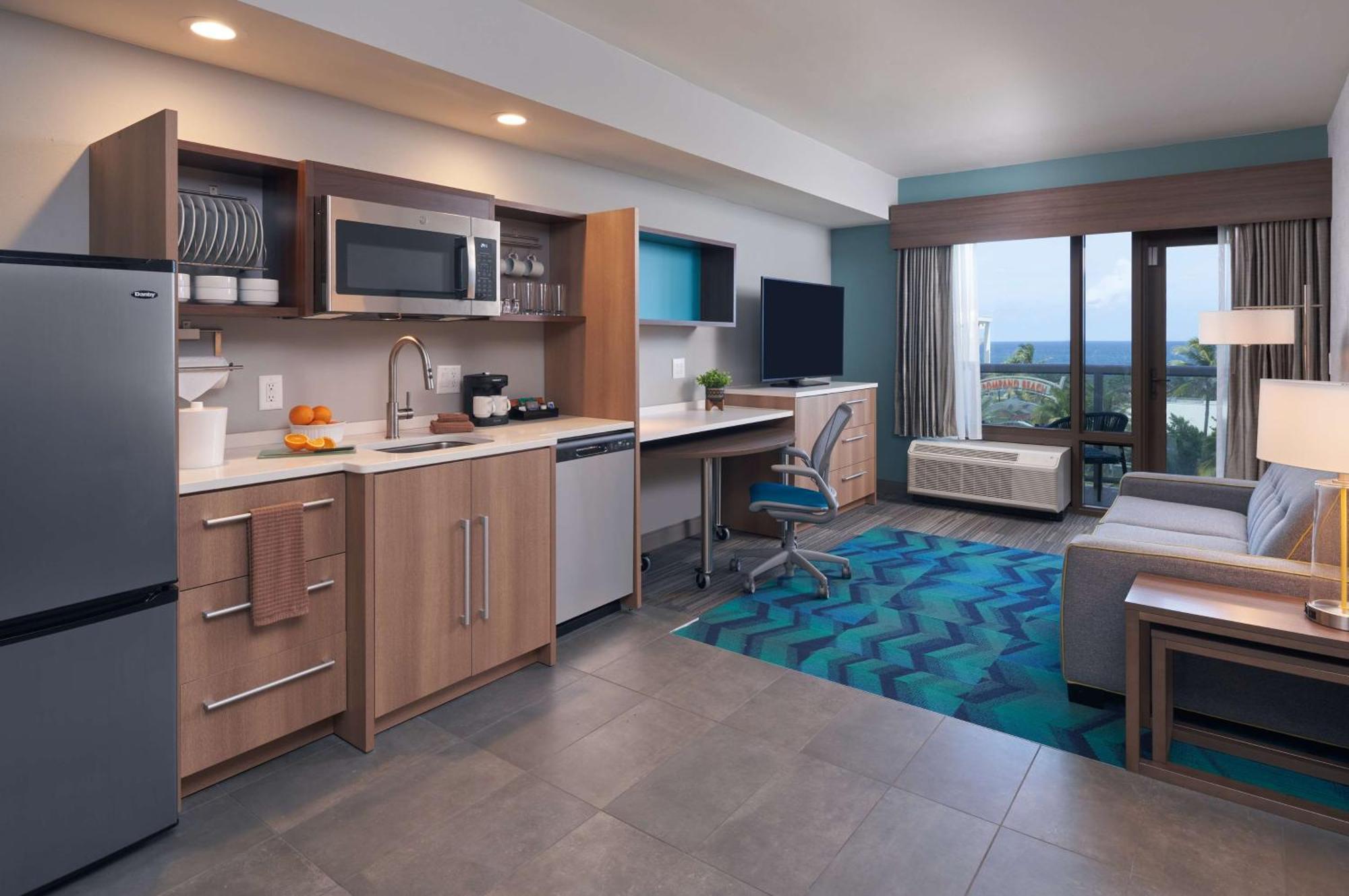 Home2 Suites By Hilton Pompano Beach Pier, Fl Exterior photo